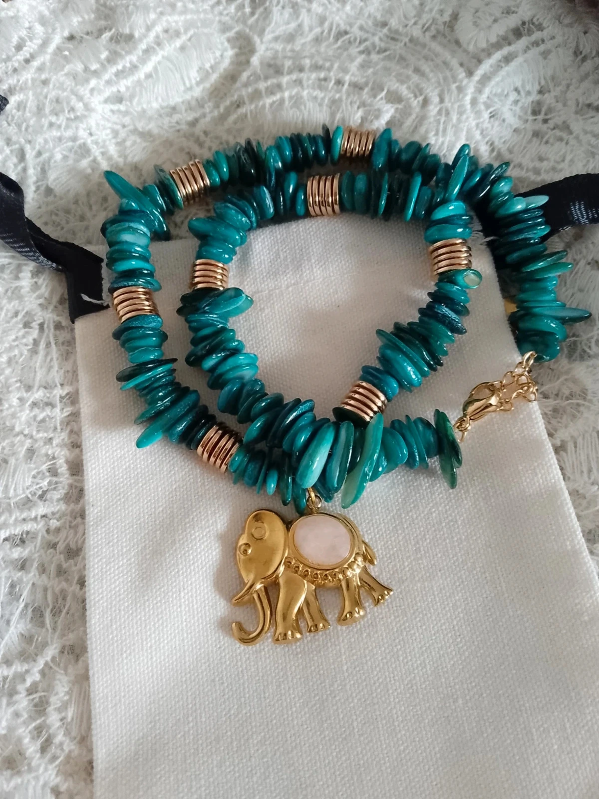 Collier éléphant quartz rose et collier ne n'acre